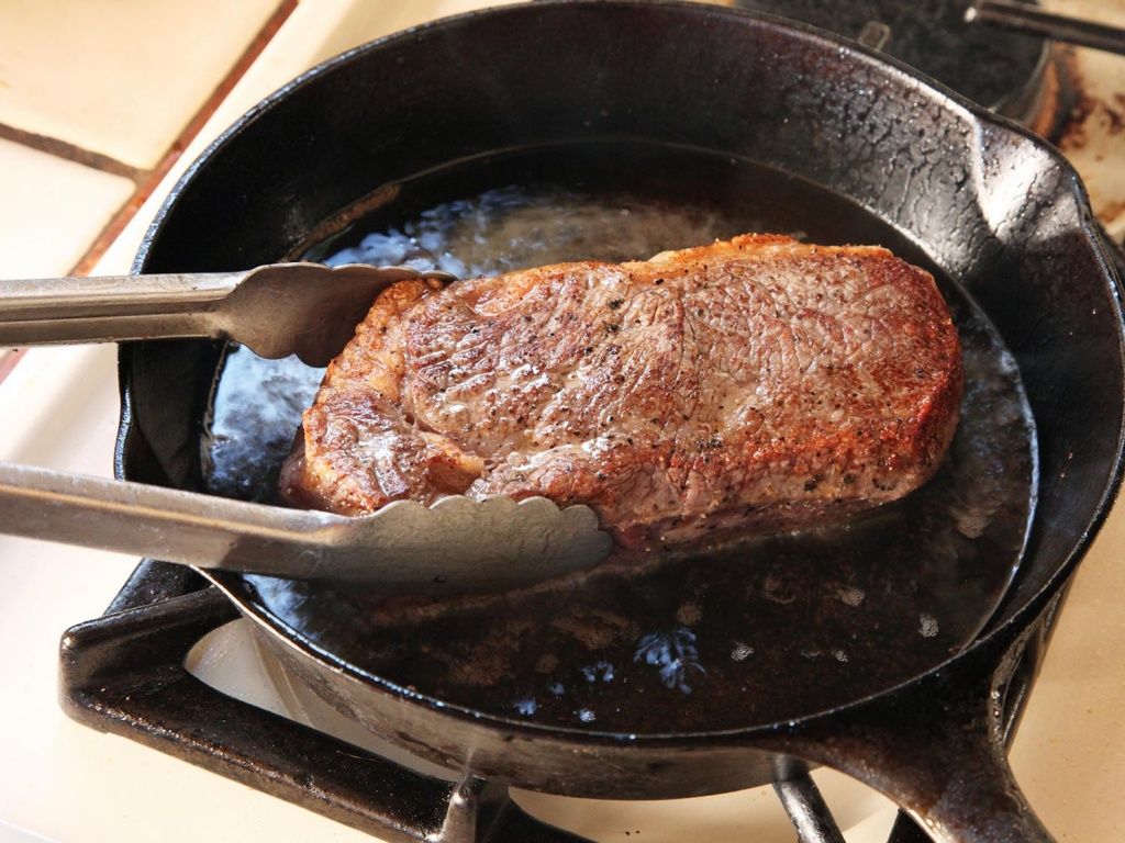 Как вкусно приготовить стейк из мраморной говядины дома